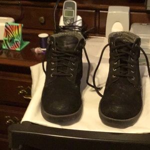 rugged outback suede boots